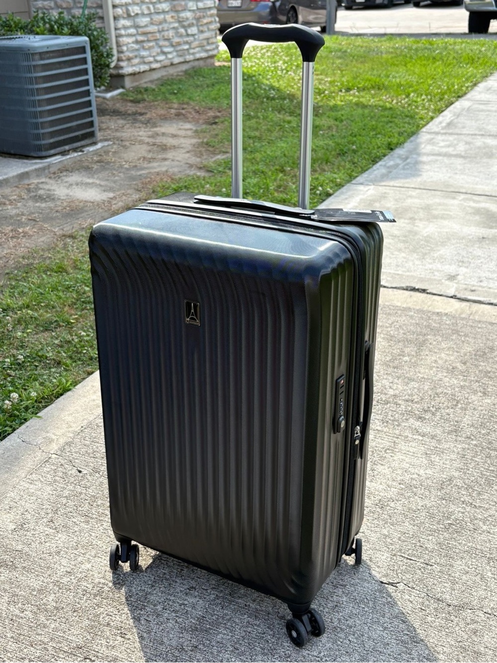 Travelpro Medium Check-in